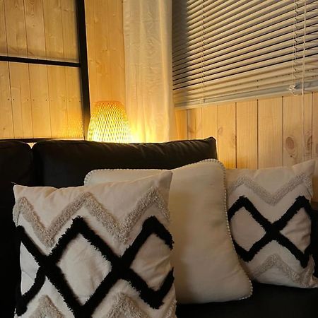 Wiatkapl Apartment Lesna Bagian luar foto